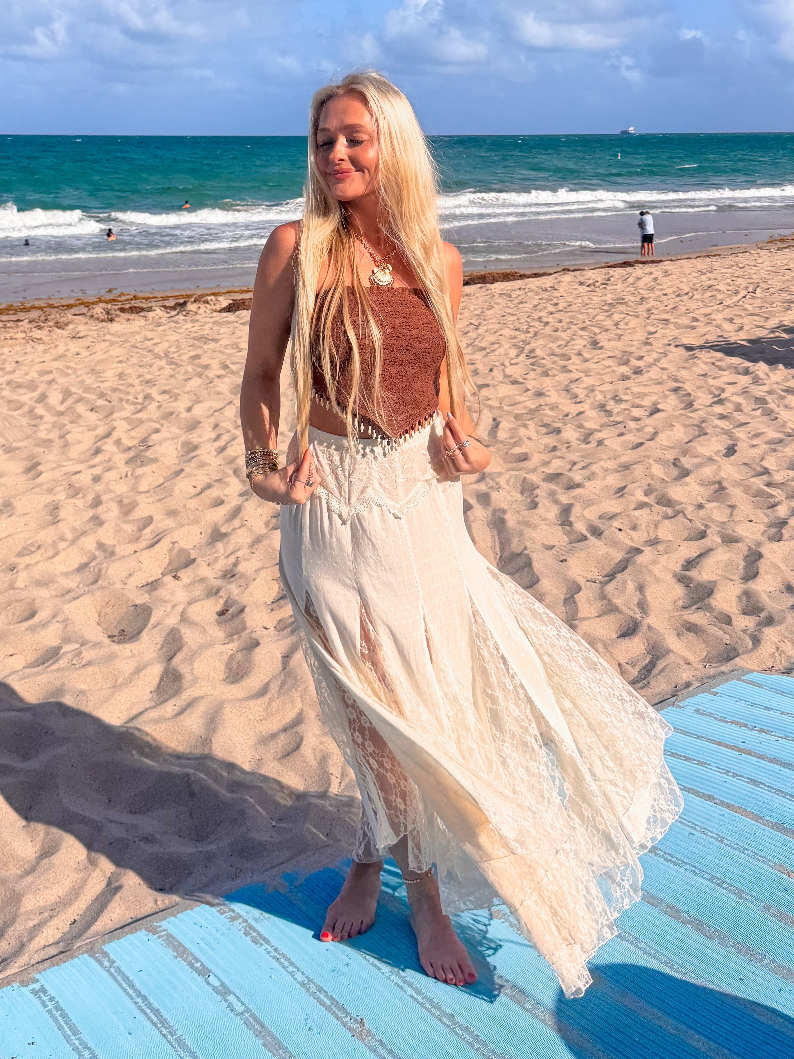 Boardwalk Lace Skirt – Everlasting Eve