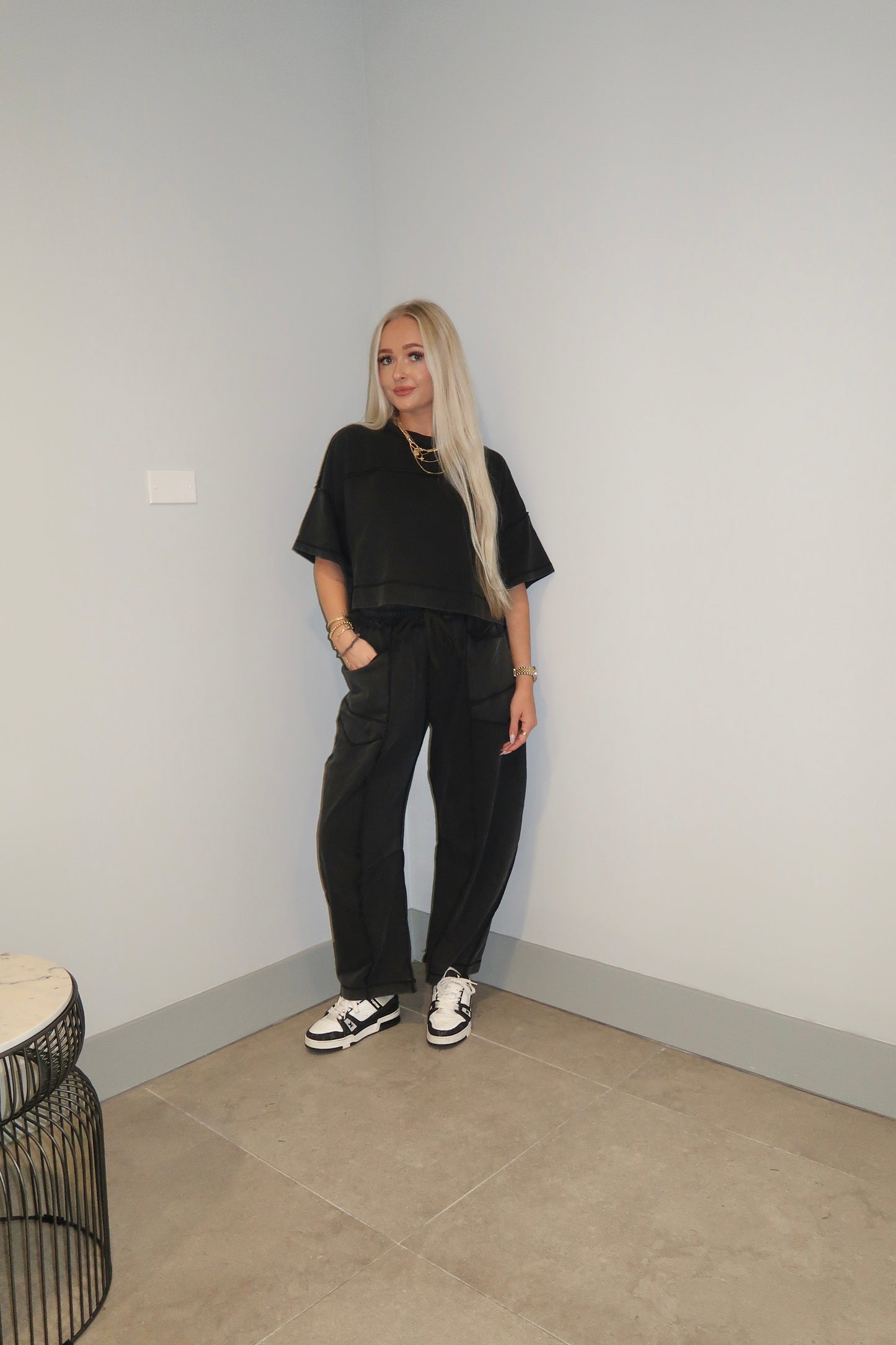 Black Barrel Pants Set