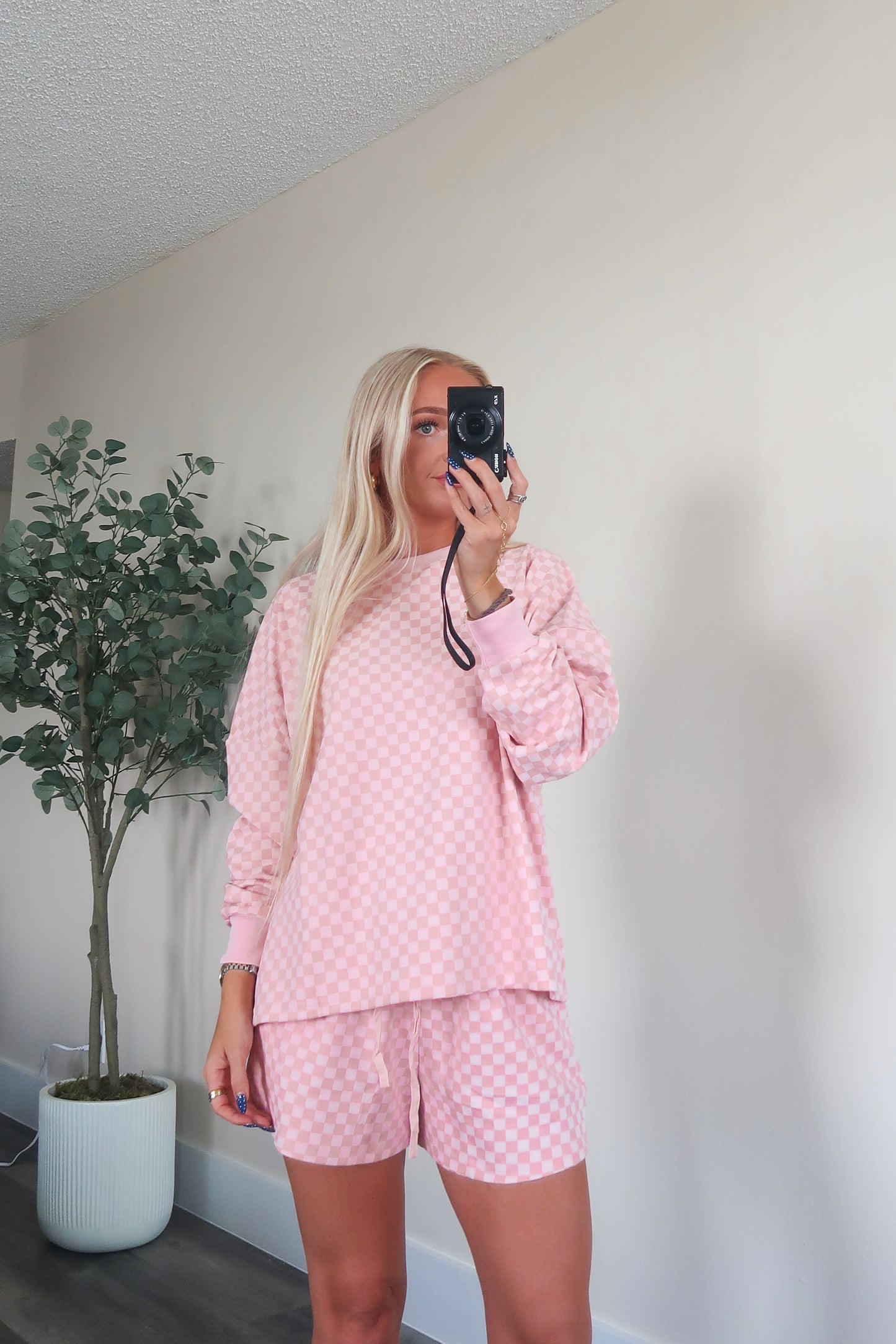 Arden Checkered Set