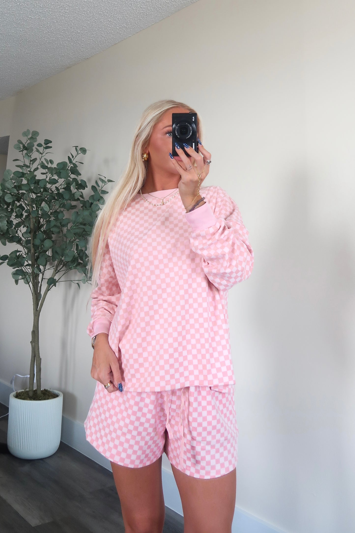 Arden Checkered Set