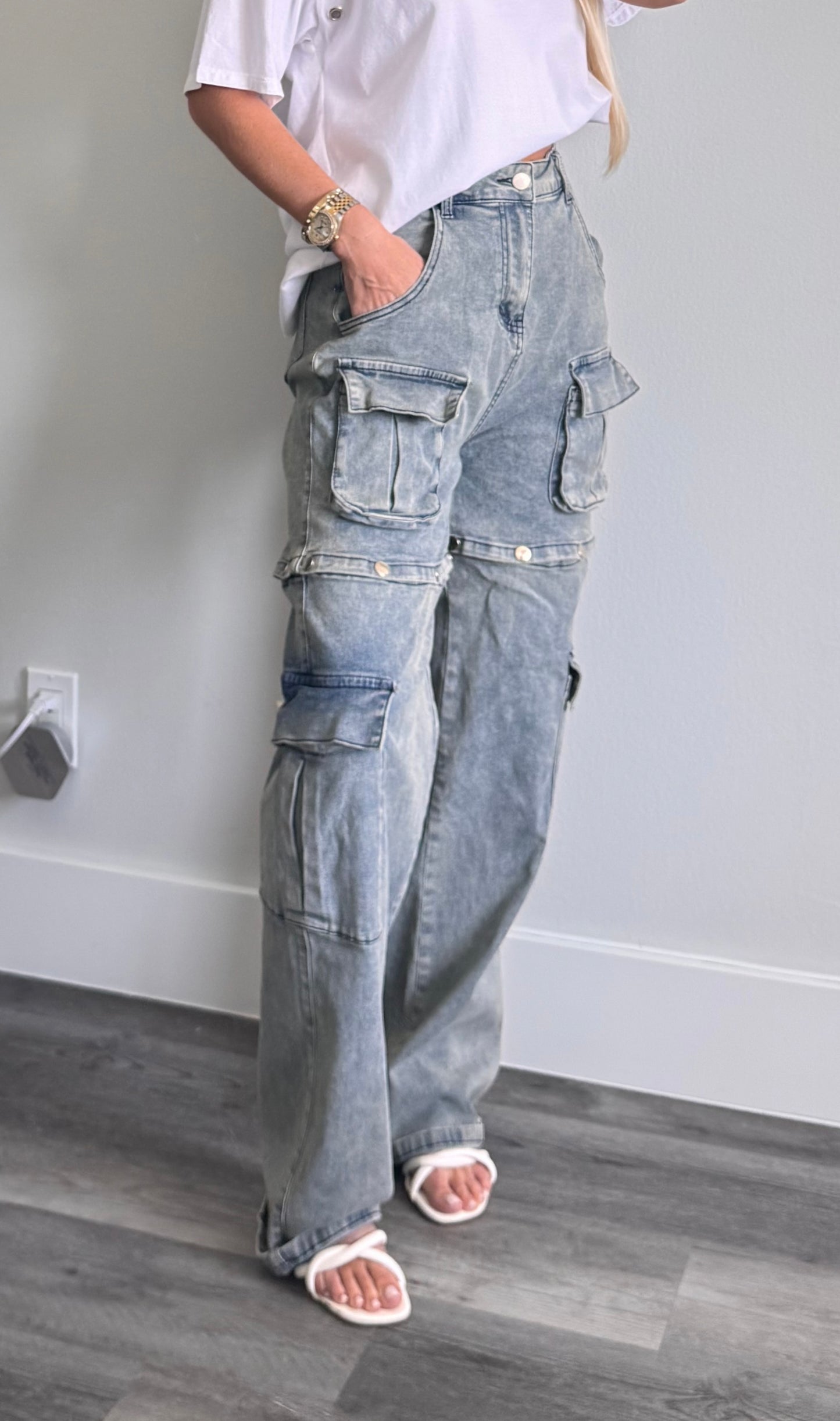 Snap Button Cargo Jeans