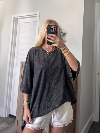 Very Oversized Washed Tee