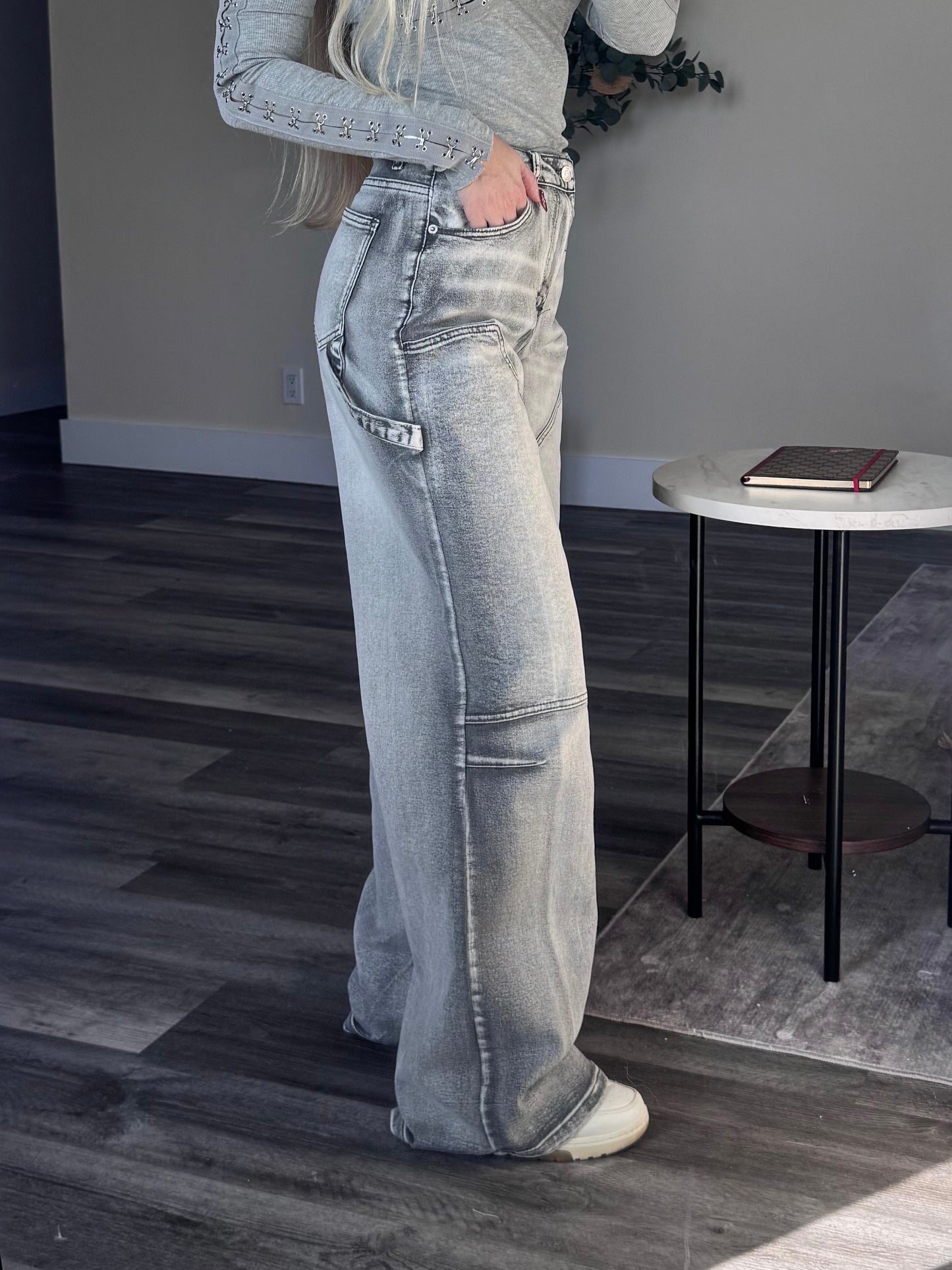Grey Washed Jeans