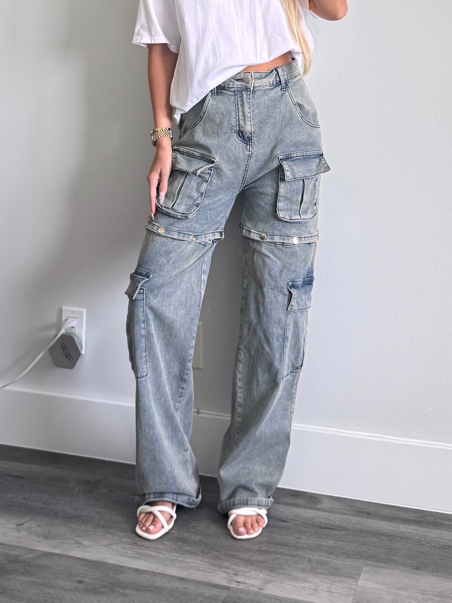 Snap Button Cargo Jeans