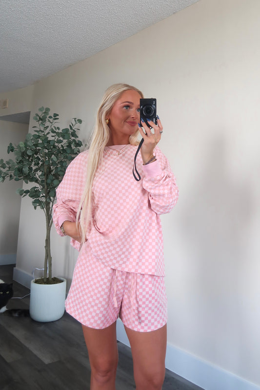 Arden Checkered Set