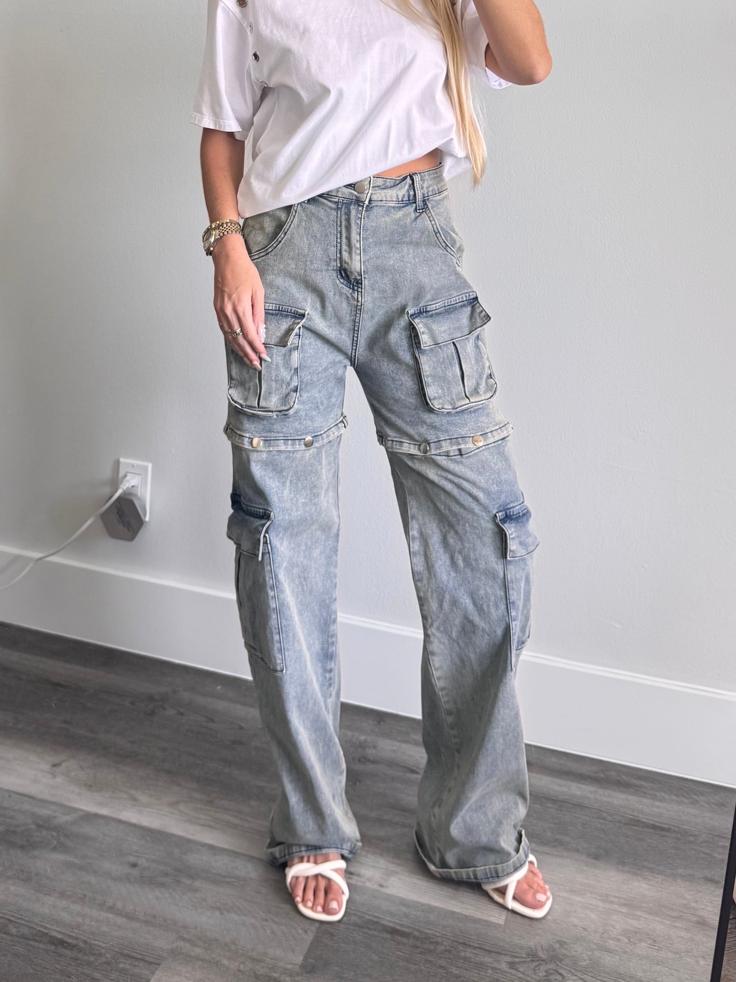 Snap Button Cargo Jeans
