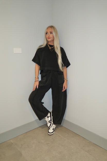 Black Barrel Pants Set