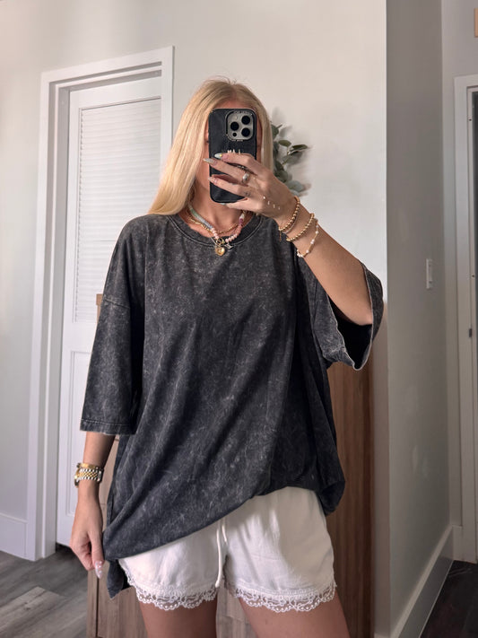 Very Oversized Washed Tee