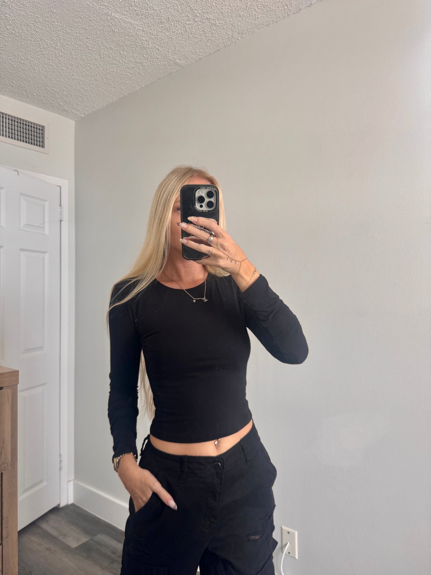 Black Cropped Long Sleeve