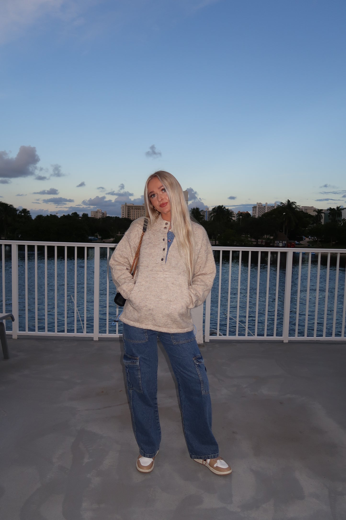 Two Tone Snap Collar Knit Pullover