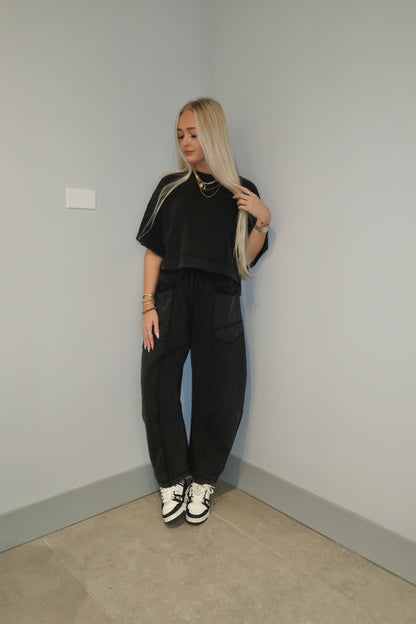 Black Barrel Pants Set