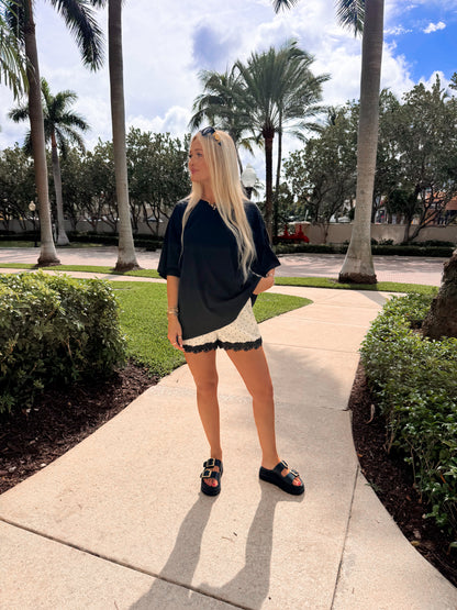 Easygoing Oversized Tee- Black